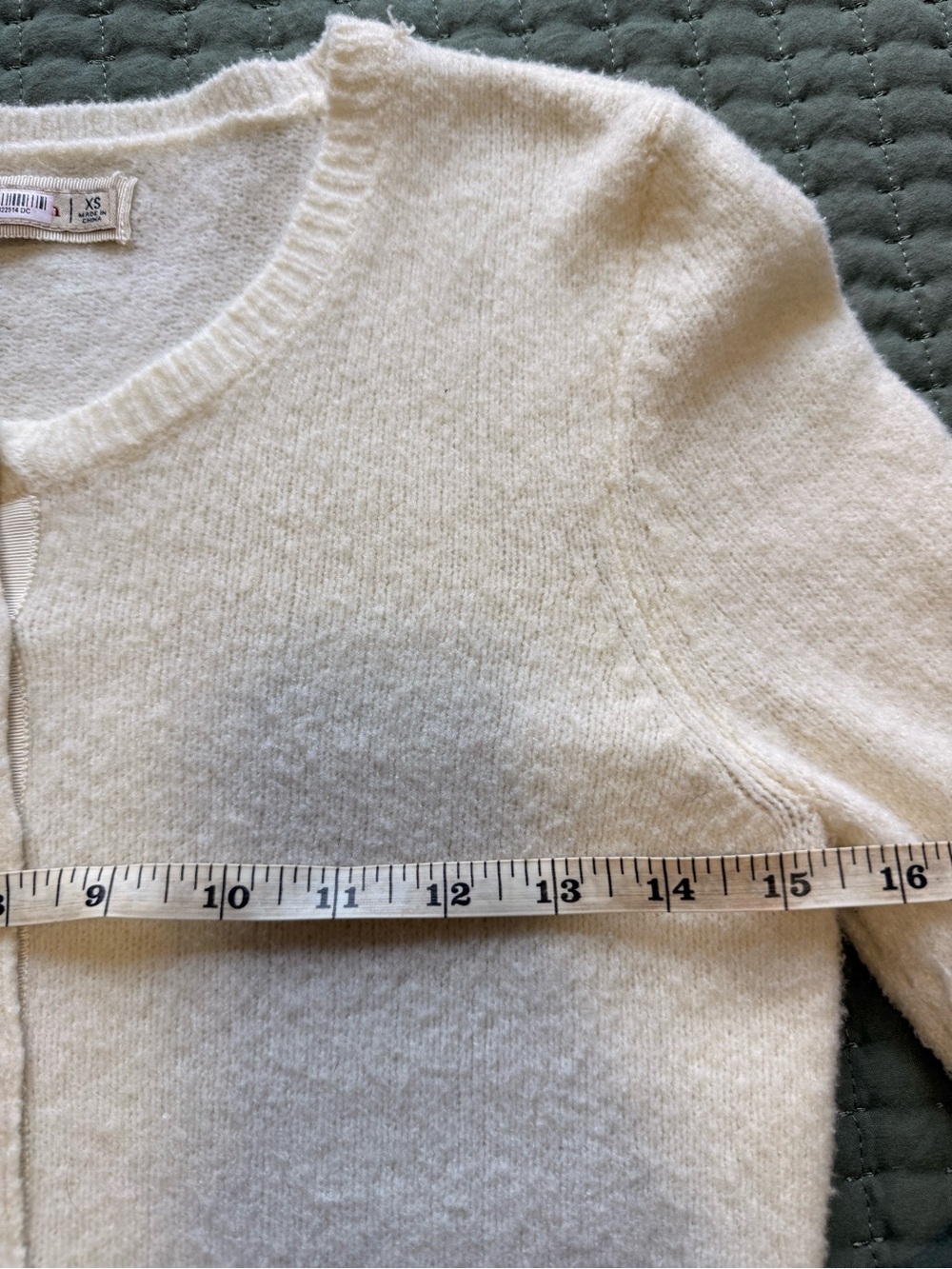 Vintage Abercrombie & Fitch Y2K Pearl Button Crew Neck Cardigan Size XS - Picture 3 of 5